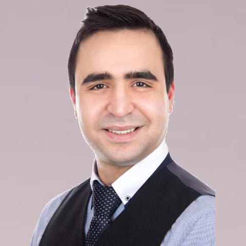 Melih Özdemir, Geschäftsführer